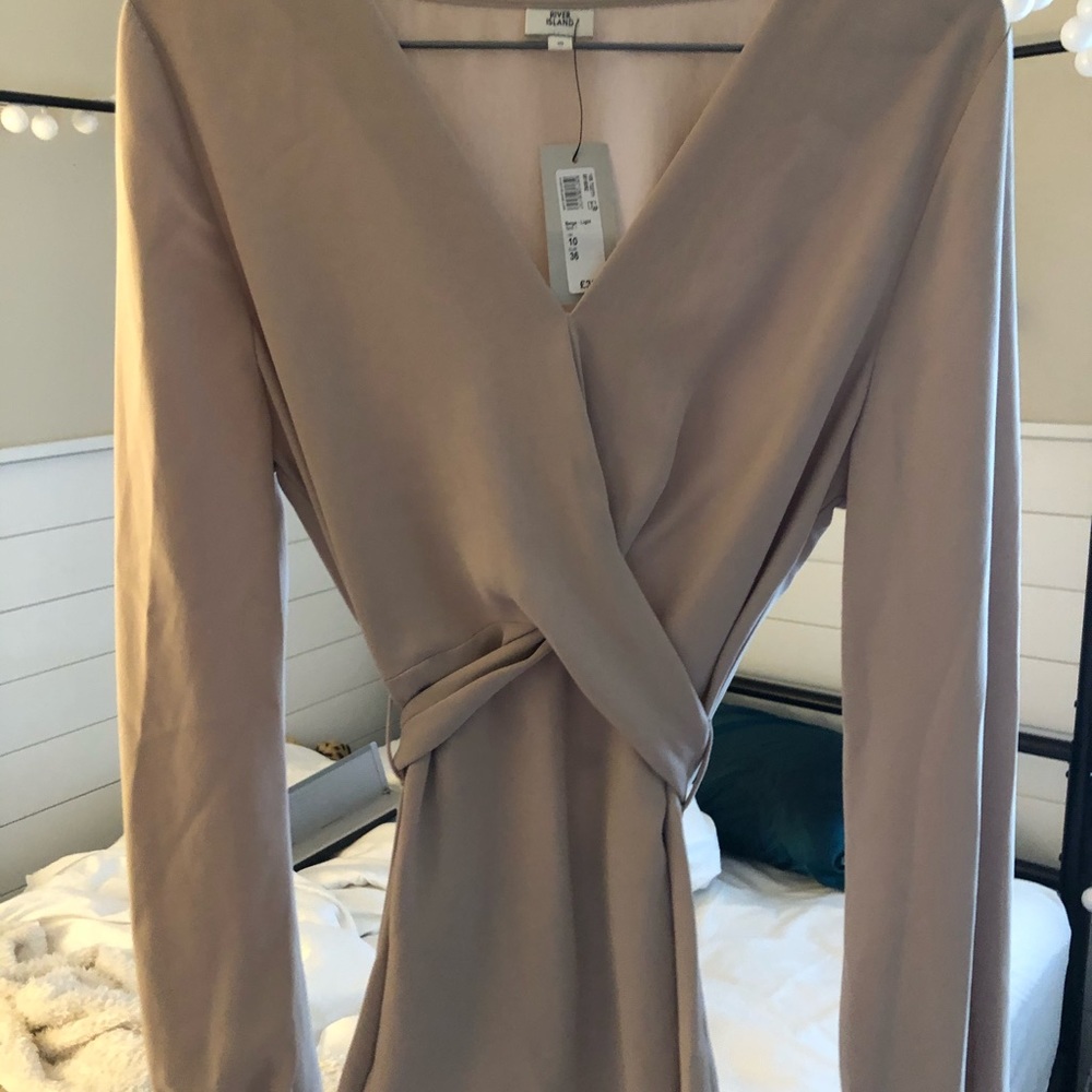 Adorable business casual top!